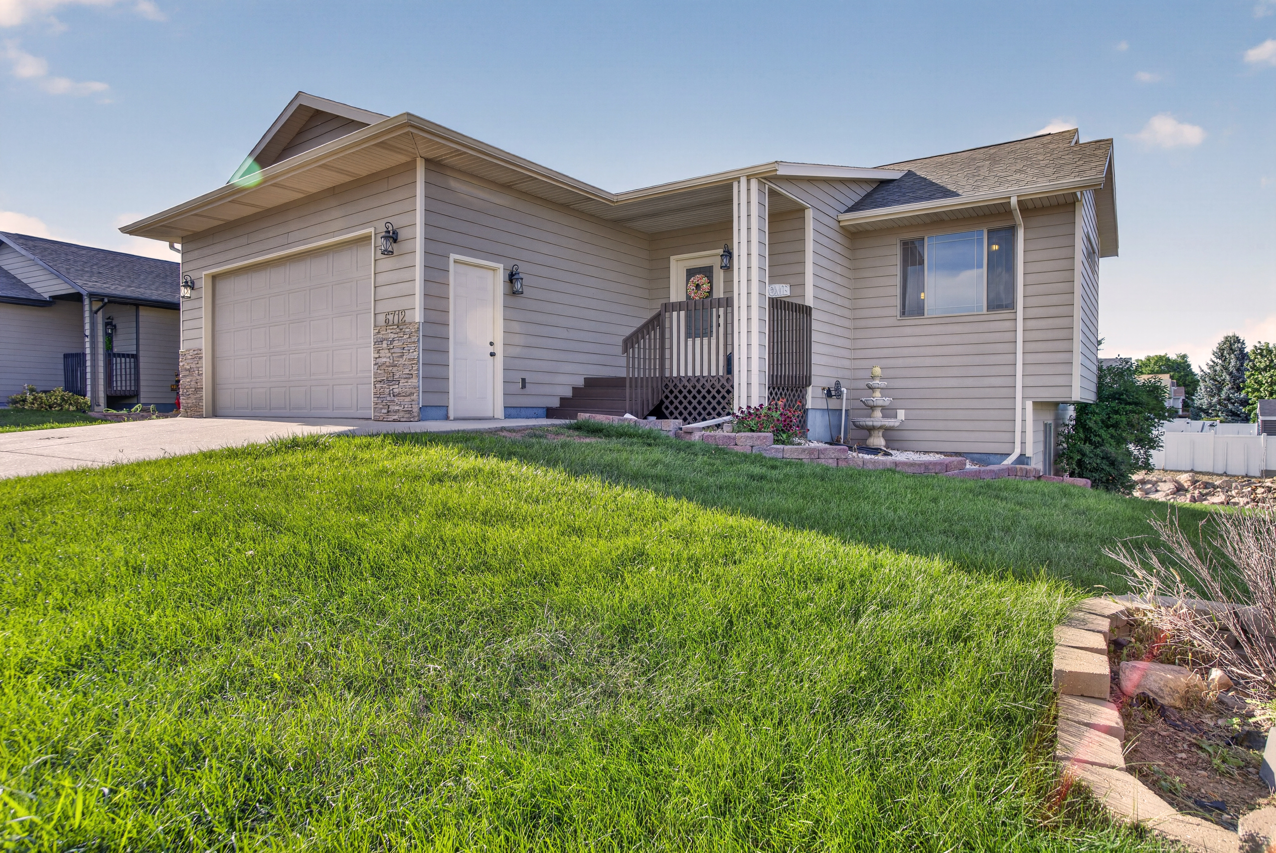6712 Cambridge Ct., Summerset, SD, 57718, exterior