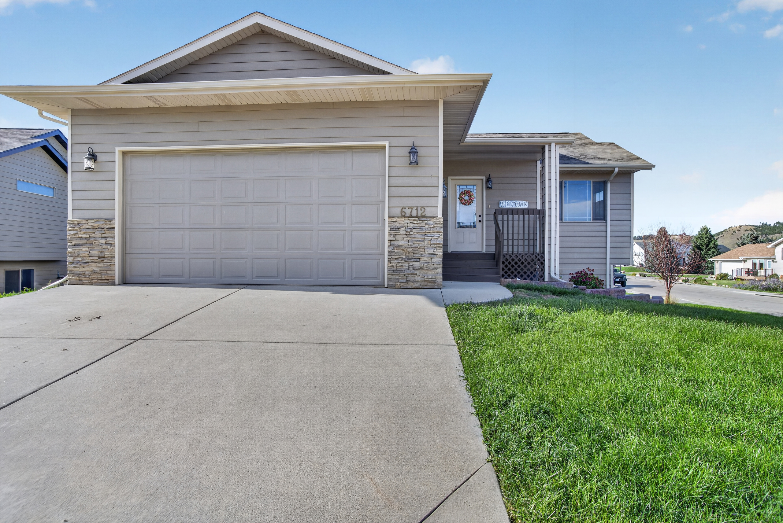 6712 Cambridge Ct., Summerset, SD, 57718, exterior