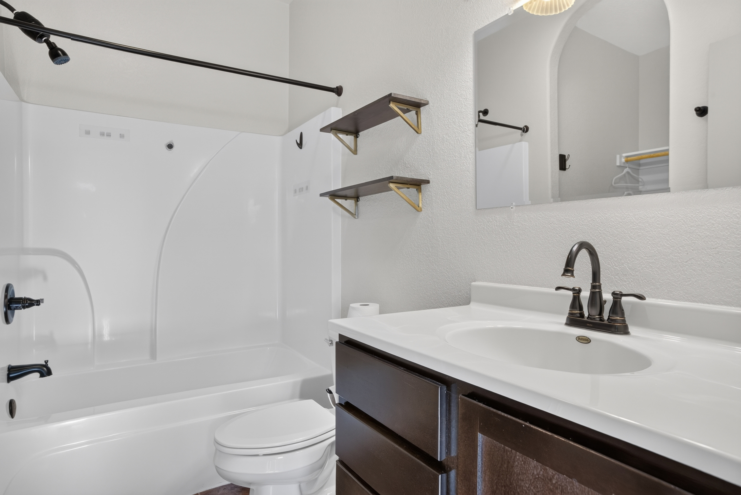 6712 Cambridge Ct., Summerset, SD, 57718, bathrooms