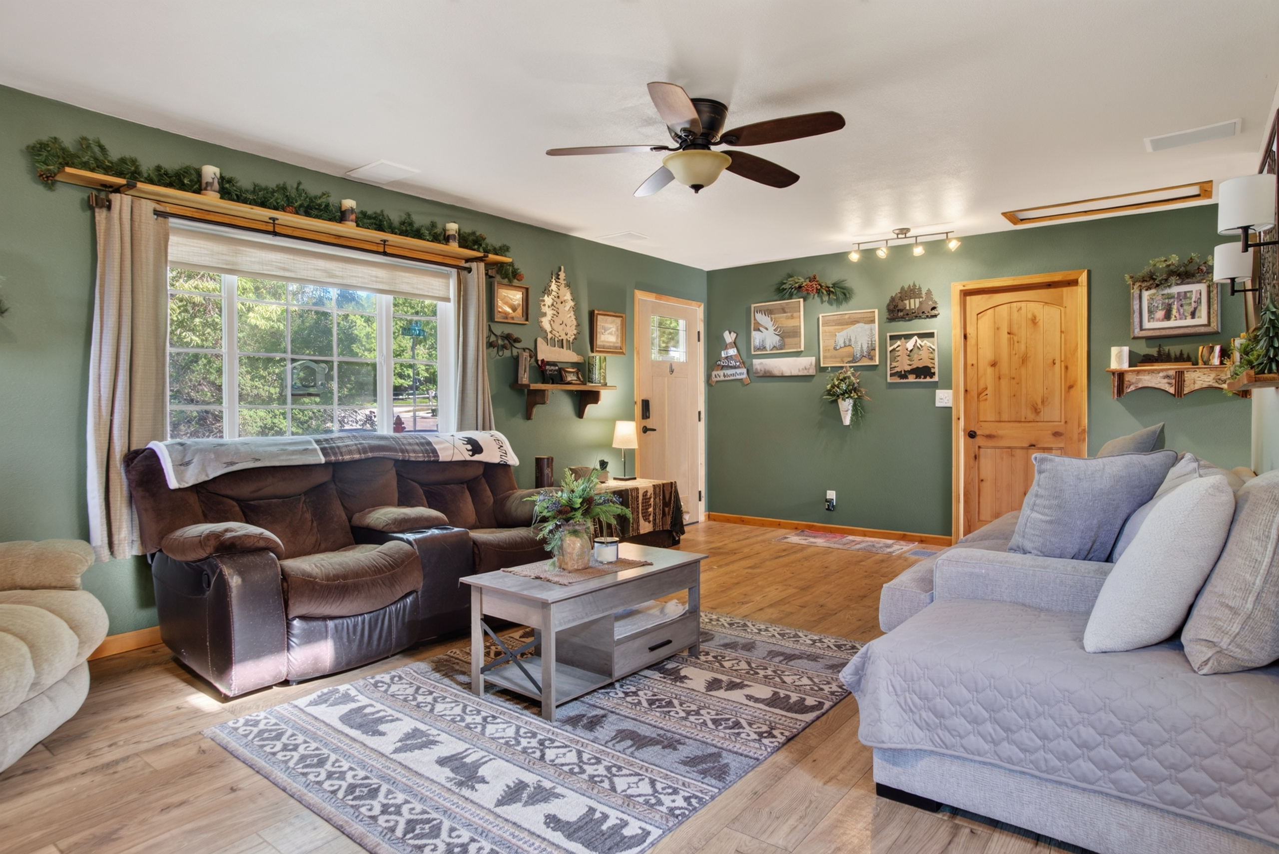 818 Roubaix Dr, Rapid City, SD, 57702, living areas