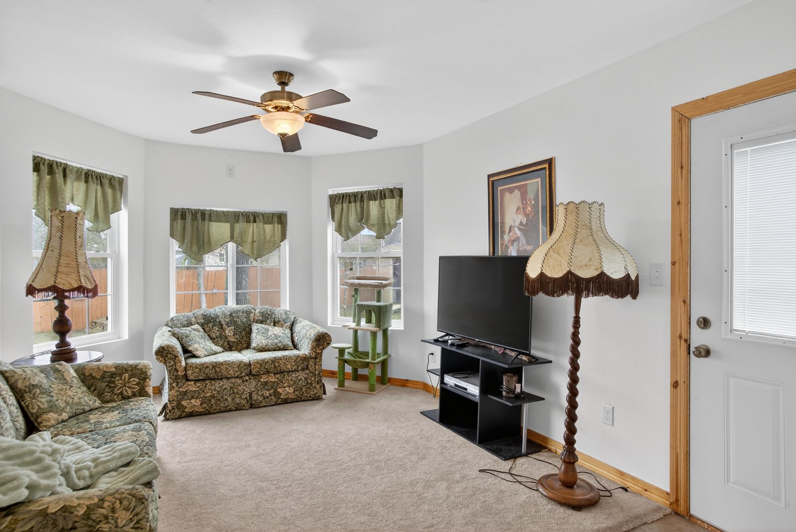 1512 SHARP DR, Rapid City, SD, 57703, living areas