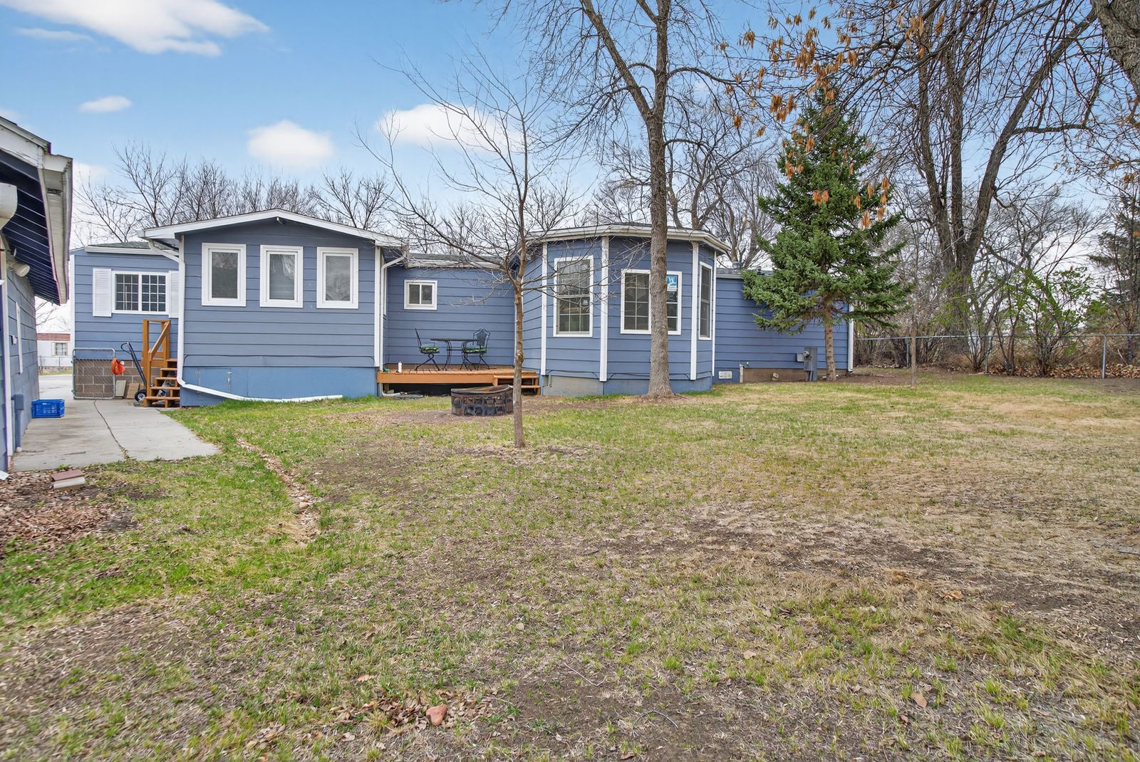 1512 SHARP DR, Rapid City, SD, 57703, exterior