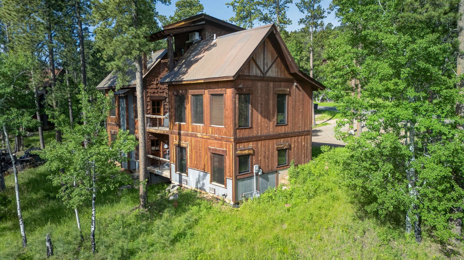 21183 GILDED MOUNTAIN LP, Lead, SD, 57754, exterior