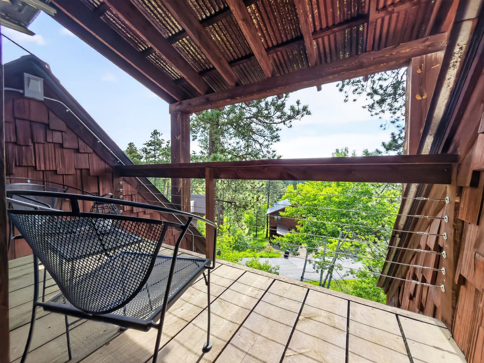 21183 GILDED MOUNTAIN LP, Lead, SD, 57754, outdoor deck