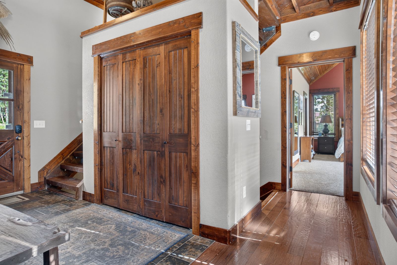 21183 GILDED MOUNTAIN LP, Lead, SD, 57754, entry mudroom