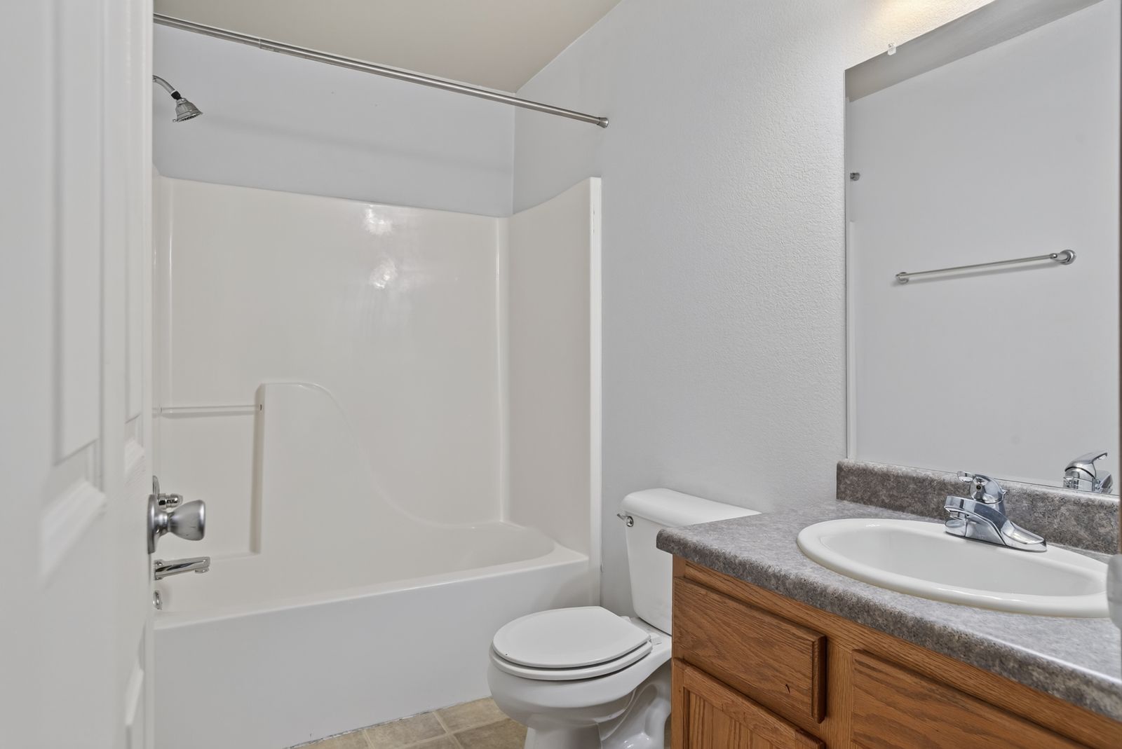 4616 CHALKSTONE DR Unit I, Rapid City, SD, 57701, bathrooms