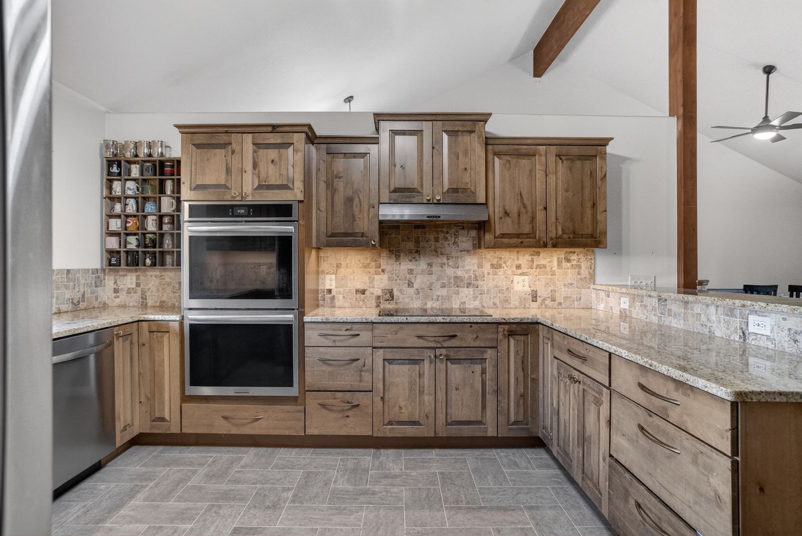 7810 LABRADOR TR, Rapid City, SD, 57702, kitchen