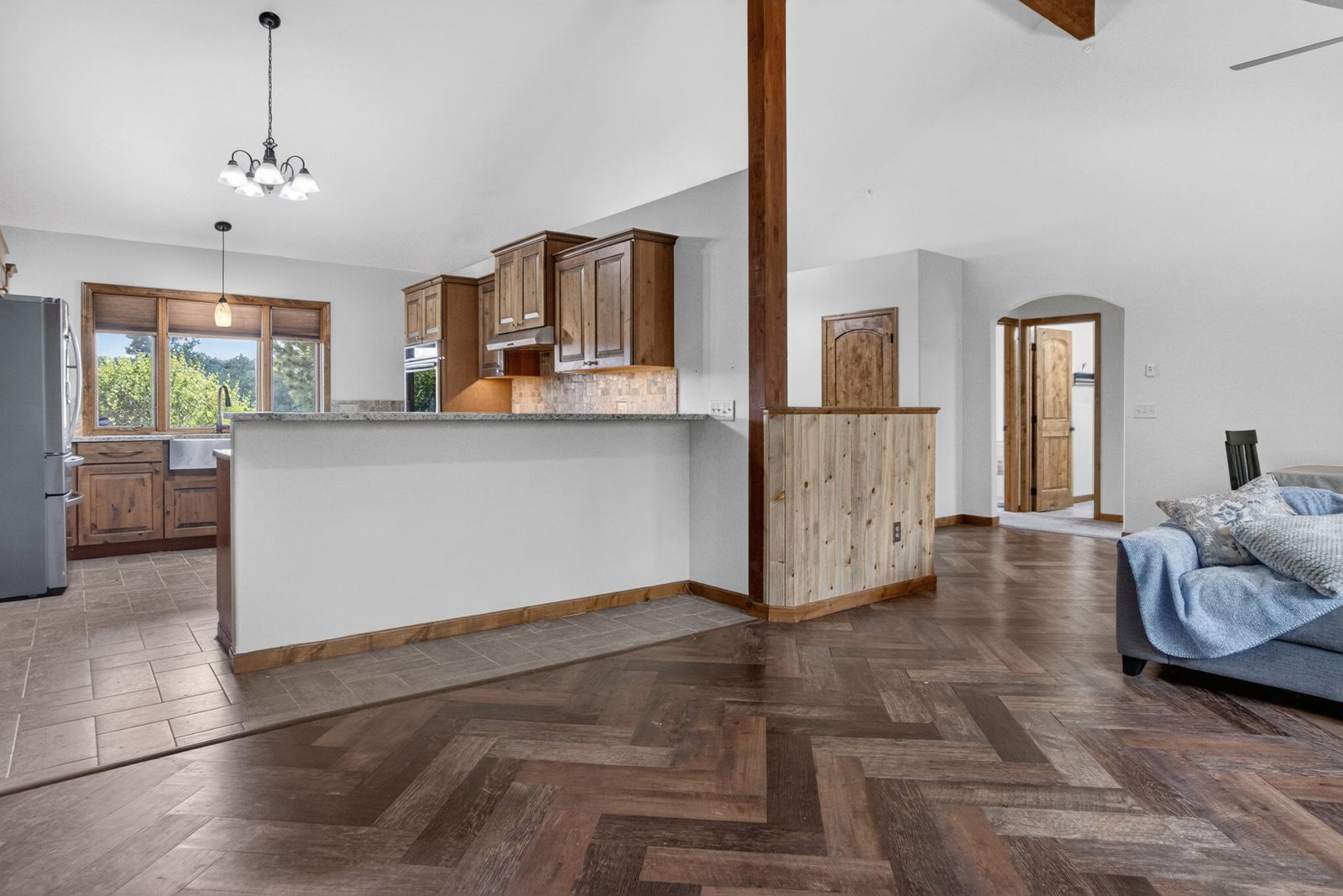 7810 LABRADOR TR, Rapid City, SD, 57702, living areas