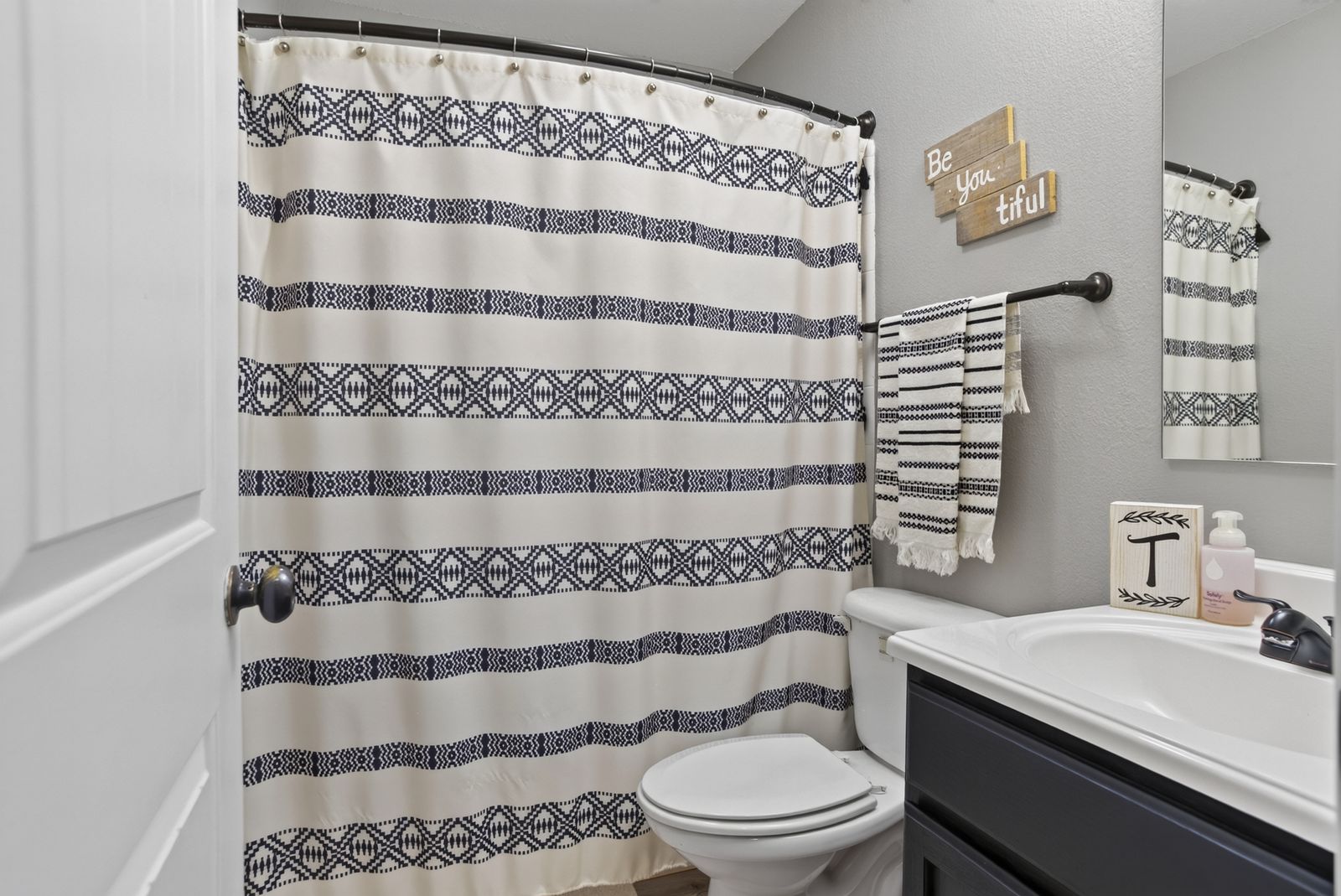 1004 Lennon Lane, Rapid City, SD, 57701, bathrooms