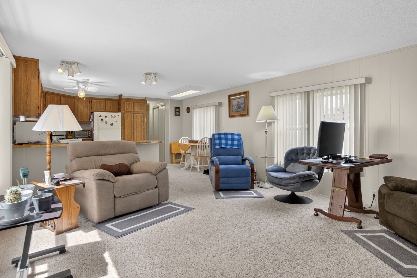 3211 VANOCKER DR, Sturgis, SD, 57785, living areas