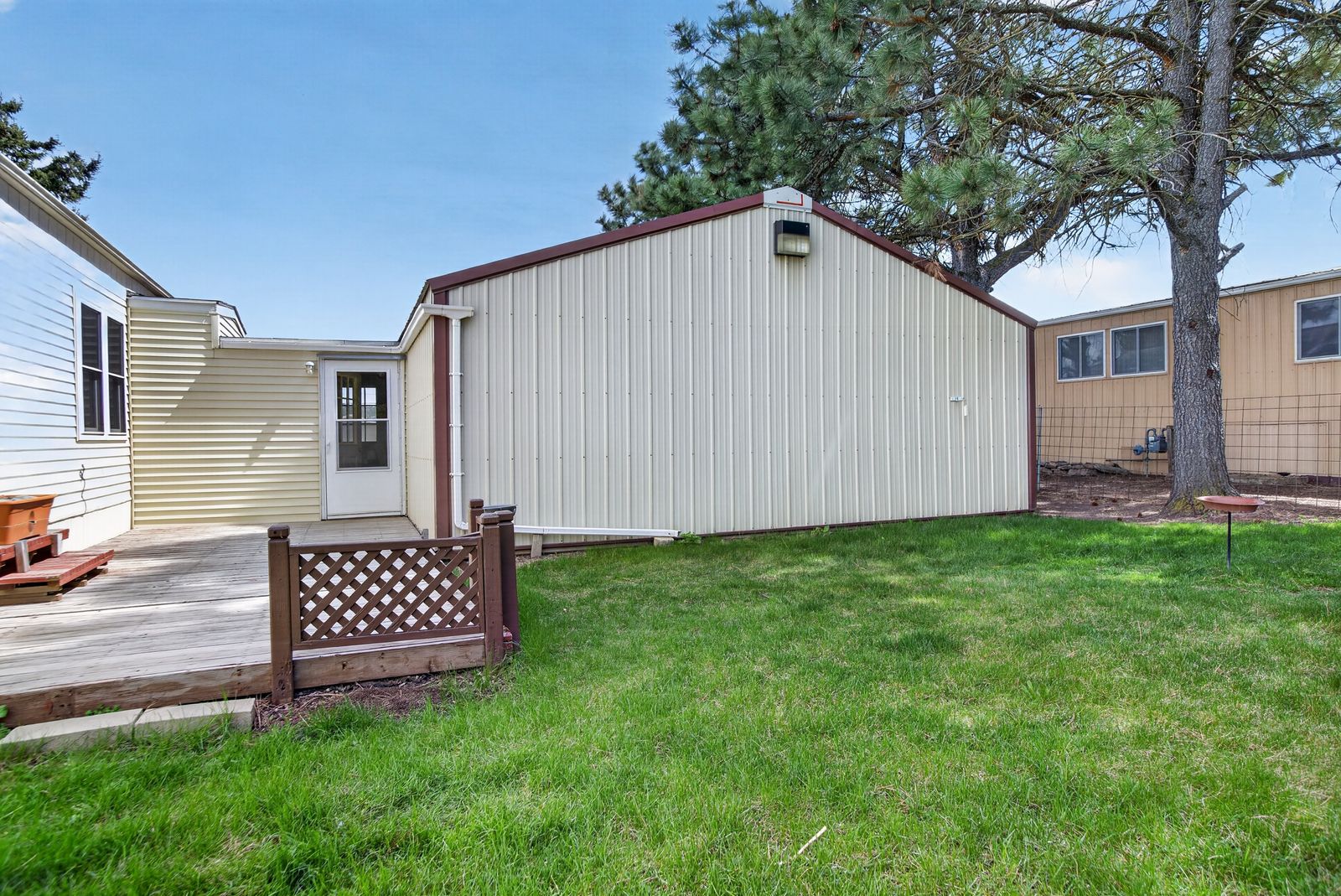 3211 VANOCKER DR, Sturgis, SD, 57785, outdoor deck