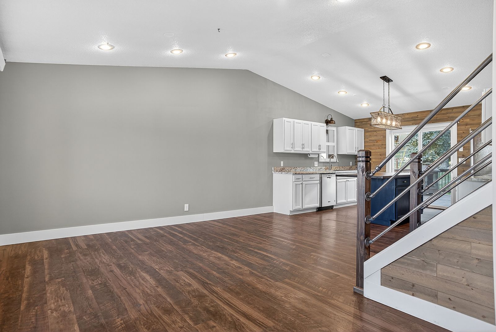 5439 MEADOWLARK DR, Rapid City, SD, 57702, living areas