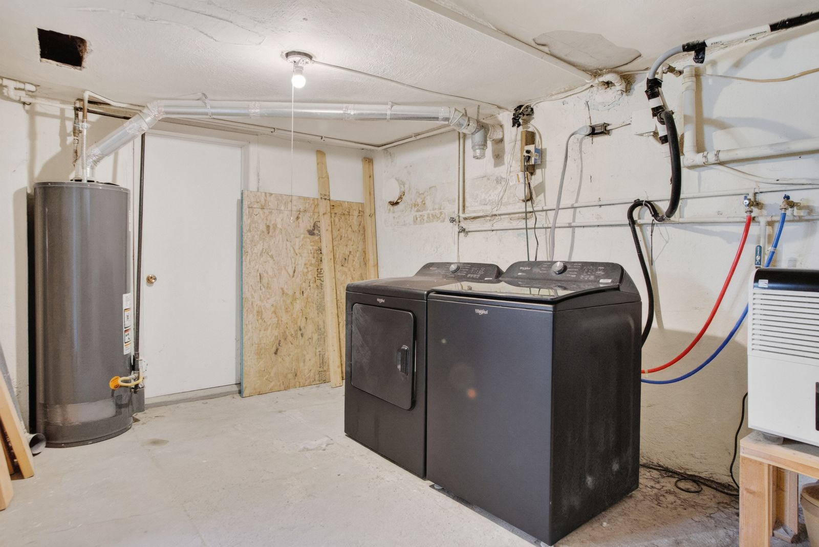 1945 Williams Street, Sturgis, SD, 57785, laundry