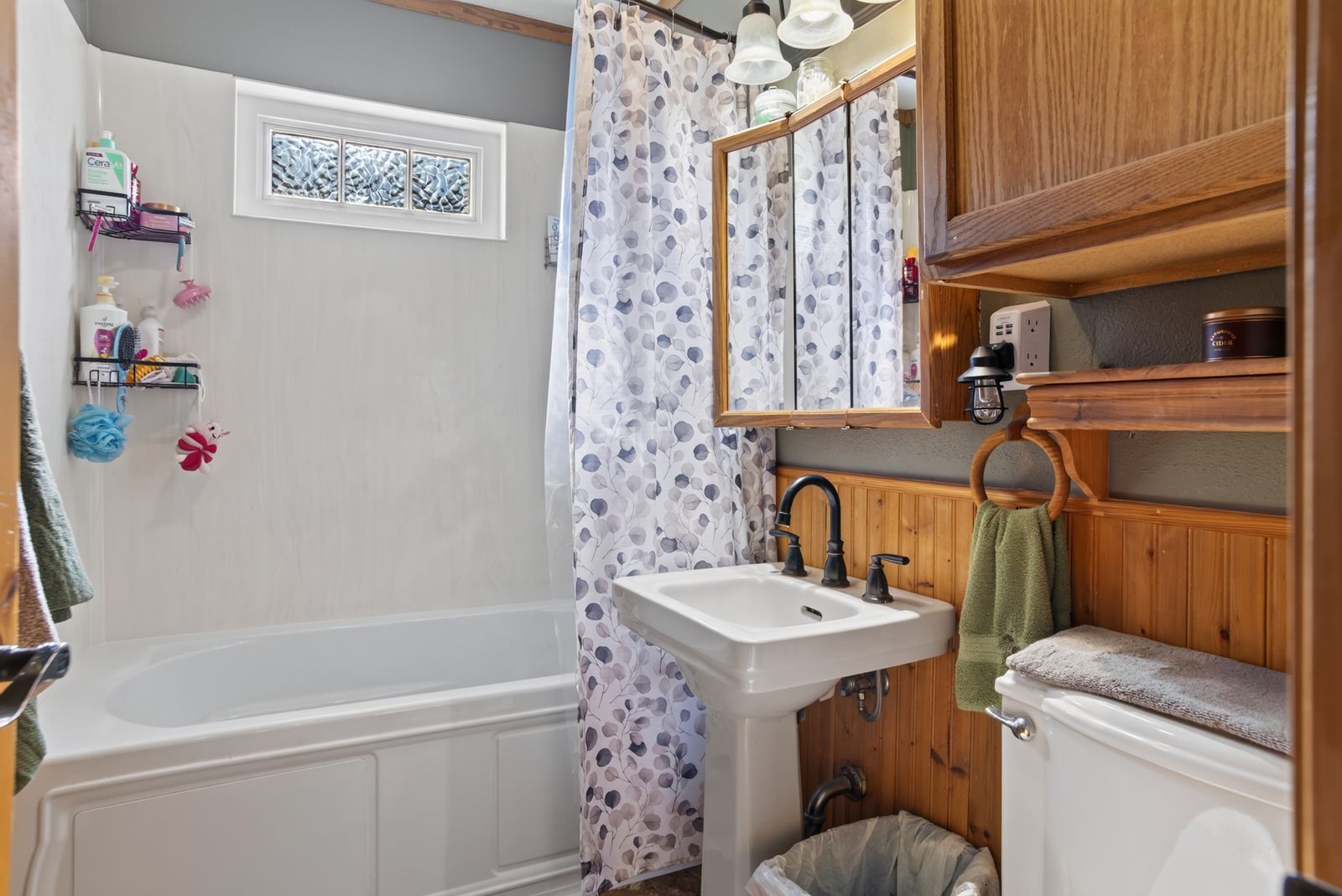 818 Roubaix Dr, Rapid City, SD, 57702, bathrooms