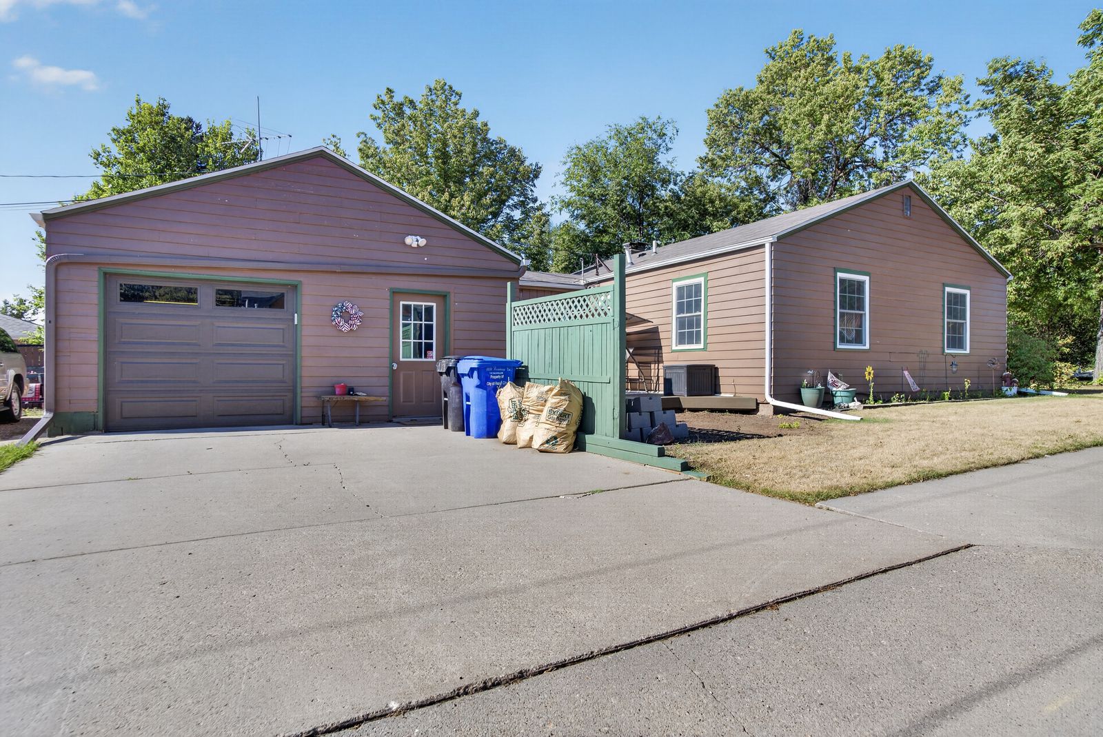 818 Roubaix Dr, Rapid City, SD, 57702, exterior