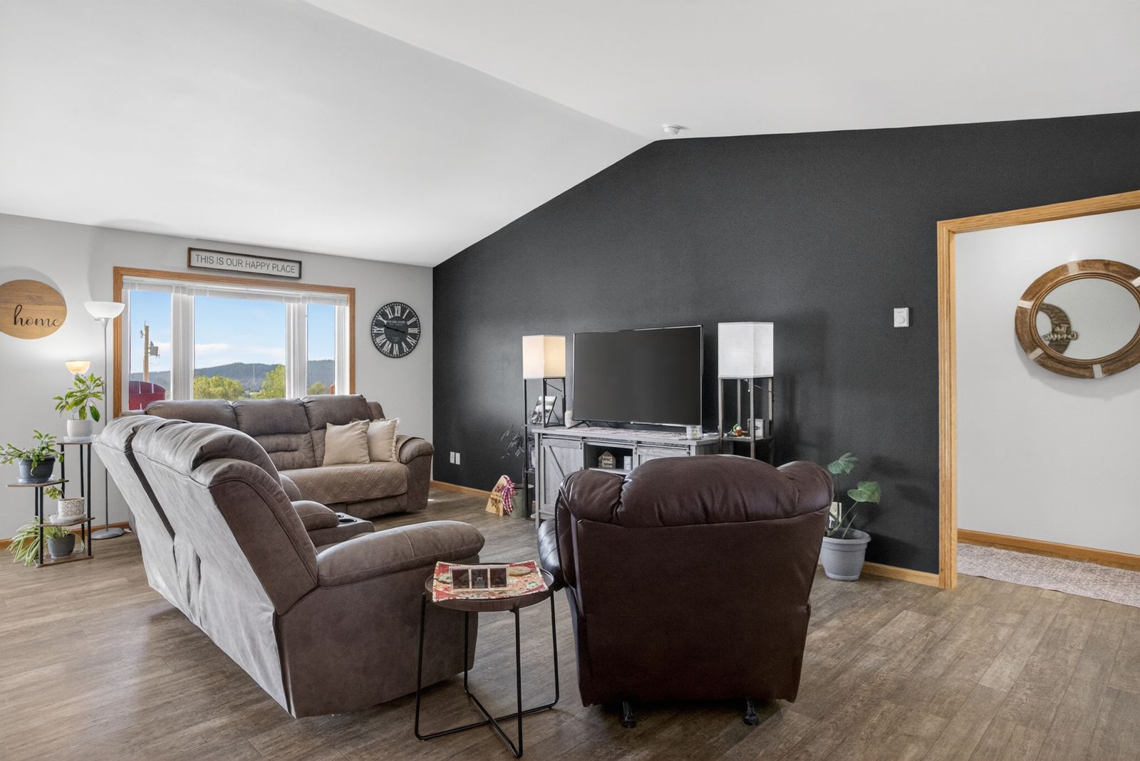 12929 SAPPHIRE LN, Hot Springs, SD, 57747, living areas