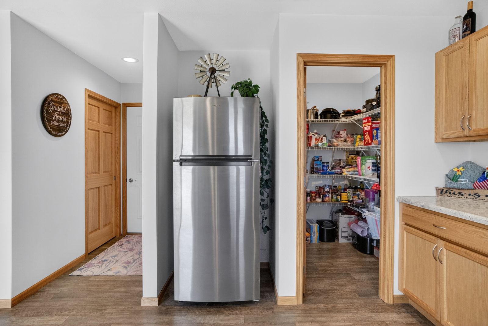 12929 SAPPHIRE LN, Hot Springs, SD, 57747, kitchen
